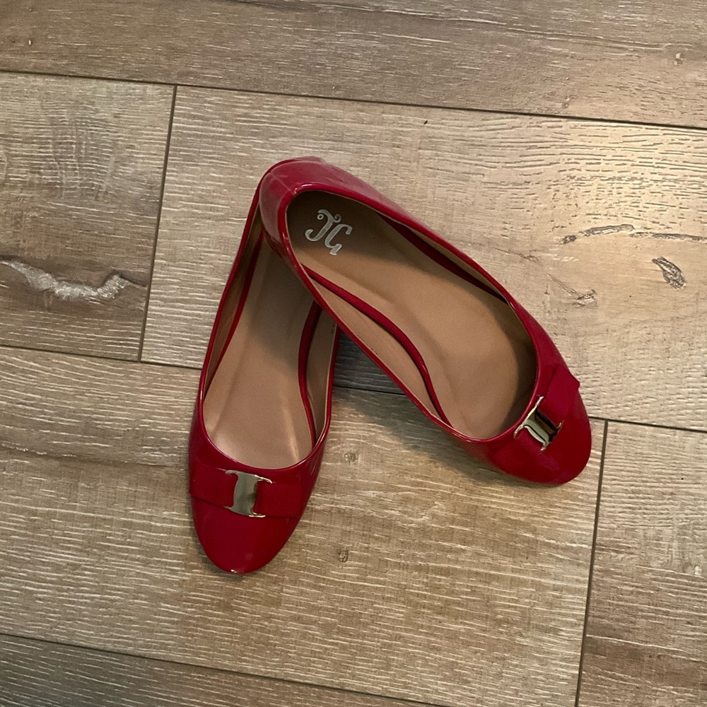 Bright Red Flats w/ Grosgrain Bow. Patent Leather Look. Size 8 1/2.